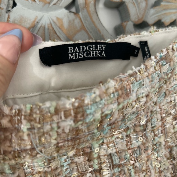 ISO Badgley Mischka mid-lend Pleated Skirt - Size 2, Elegant & Chic - Picture 5 of 10